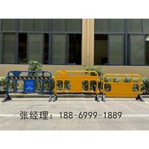 Municipal fence three-hole water horse road construction plastic fence plastic water horse isolation pier durable plastic guardrail