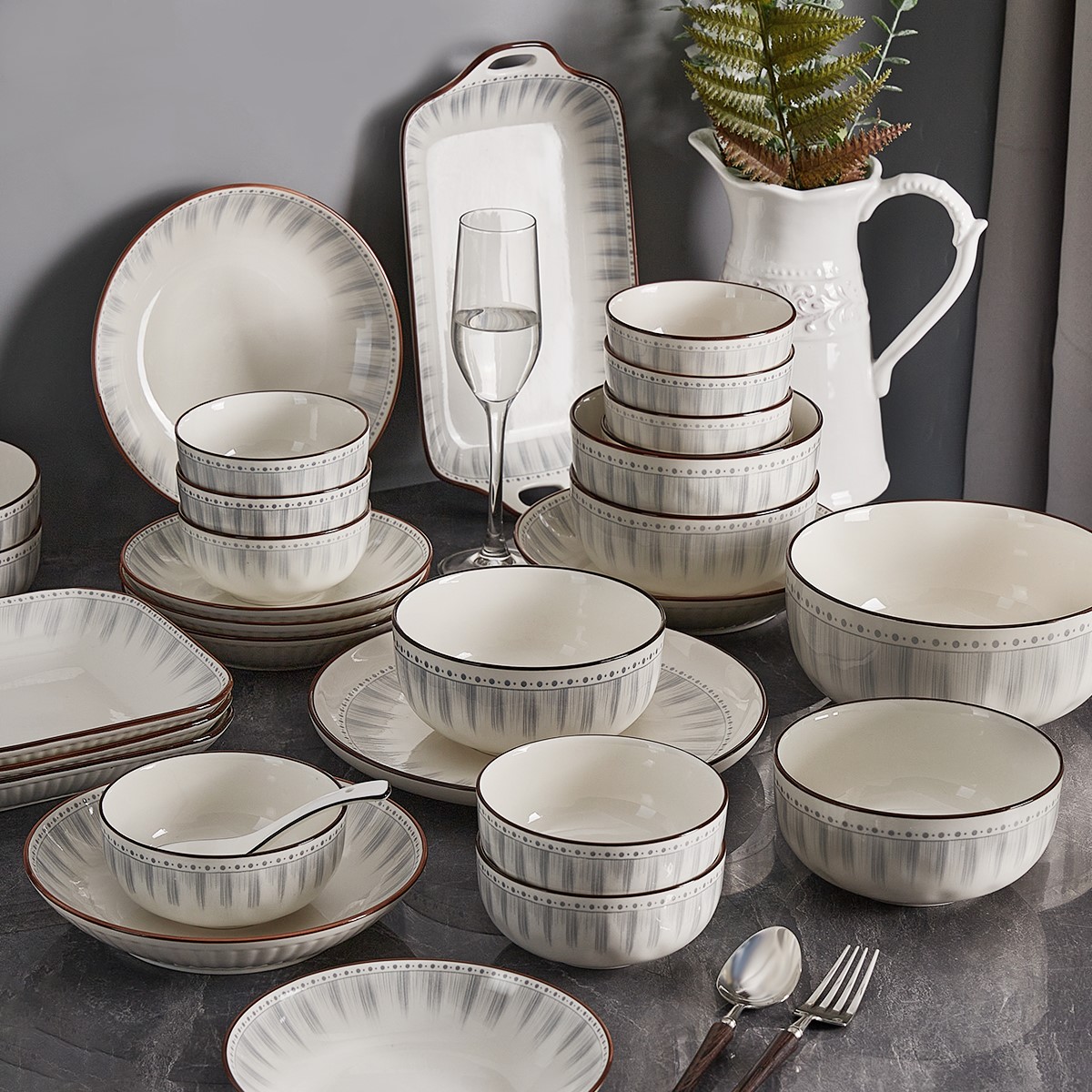 这个碗碟颜值能够当人文品？262块买下所有日式餐桌美学？