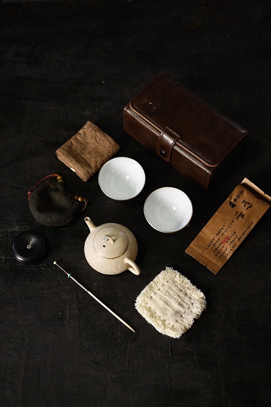 Fish and Bear Handmade White Clay Smooth Pattern Travel Single Set Double Tea Set Portable Camping Tea Set