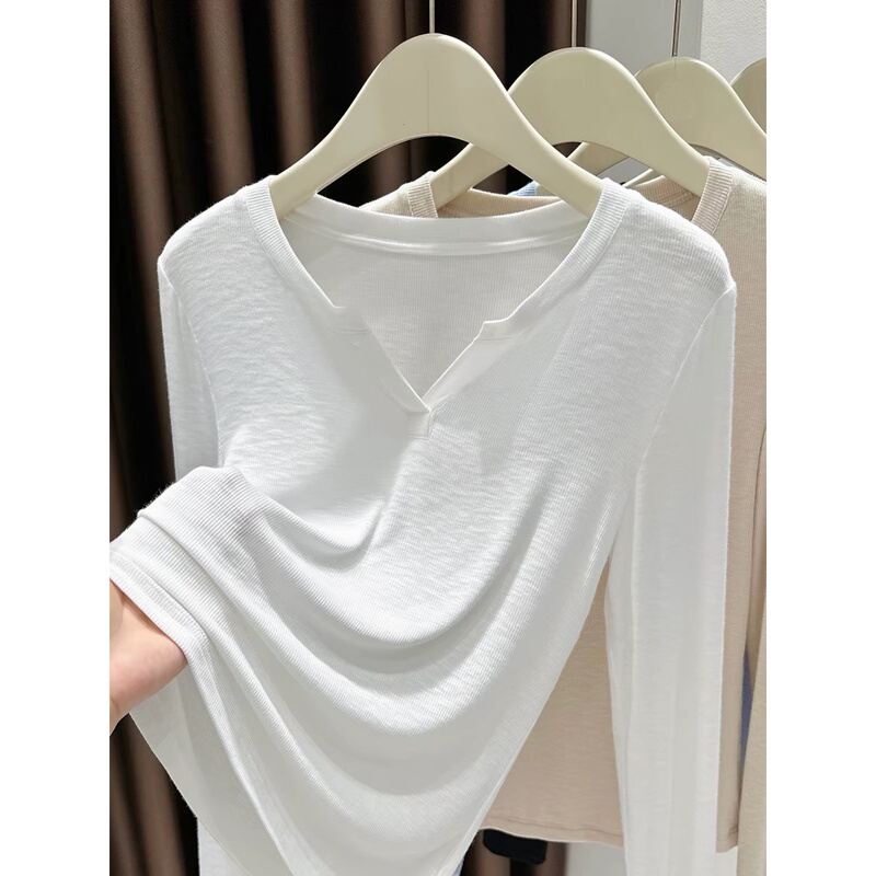 Pure Cotton V-Neck White Long-Sleeve T-Shirt for Women, Fashionable and Versatile, Stylish Plus-Size Top, Slimming Base Shirt for Autumn and Winter