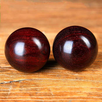 Small-Leaf Rosewood Health Balls, Fitness Balls, Hand-Held Spinning Balls for Rehabilitation, Massage and Play for Middle-Aged and Elderly People, Solid Balls for Handling