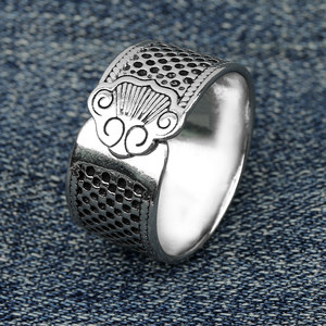Adjustable Finger Protector for Home Use, Thickened Thimble, Vintage Retro Imitation Silver Thimble, Sewing Tool, Needle Presser