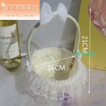 Portable rattan wedding flower girl bridesmaid flower basket Easter candy basket Christmas Eve Christmas basket dancing flower basket