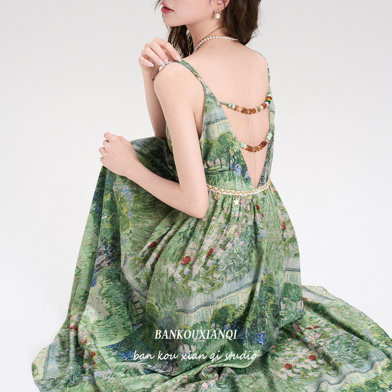 Su Xiaoli French-Style Green Oil Painting Print Spaghetti Strap Dress for Women, Summer Backless Waist-Cinching Large Hem Mori-Style Vacation Long Dress Su Xiaoli French-Style Green Oil Painting Print Spaghetti Strap Dress for Women, Summer Backless Waist-Cinching Large Hem Mori-Style Vacation Long Dress