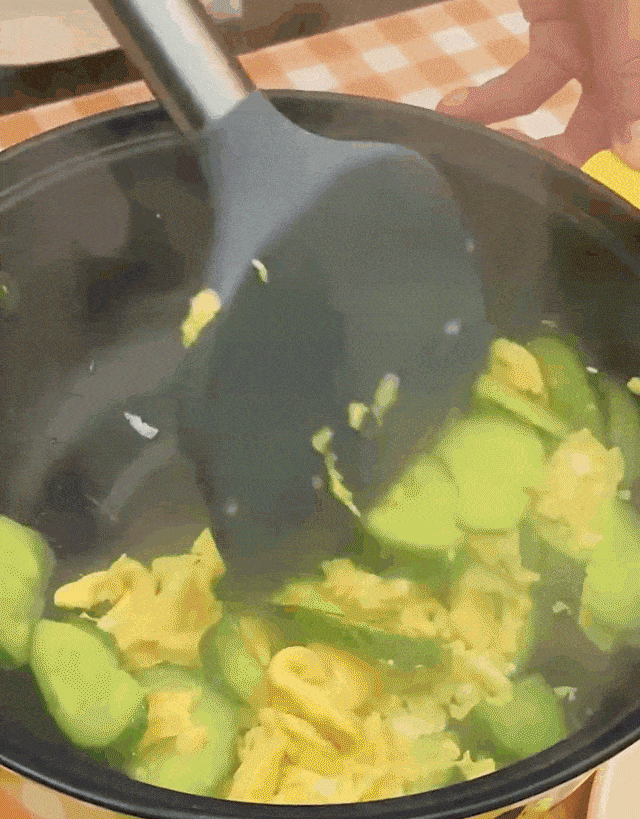 P_009.gif