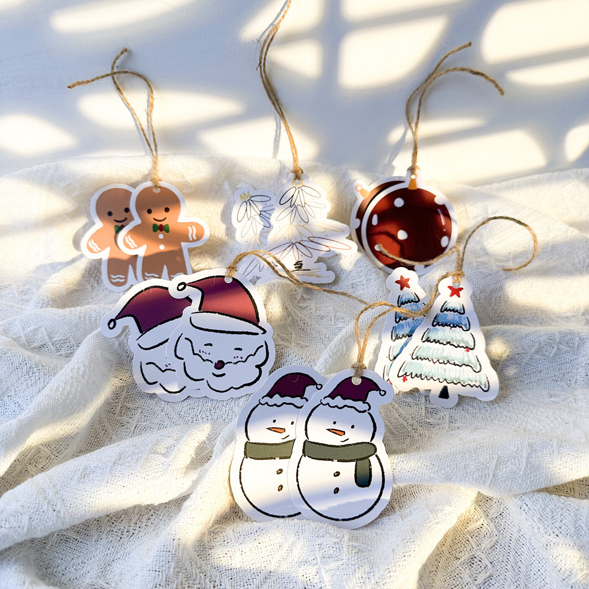 New Christmas Decoration Tags, High-Quality and Cute Hanging Ornaments, Christmas Gift Pendants, Small Hanging Cards, Original Hand-Painted