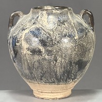 Antiques and miscellaneous antiques secondhand goods porcelain old kilns porcelain kilns chicken hearts small pots collectibles old objects