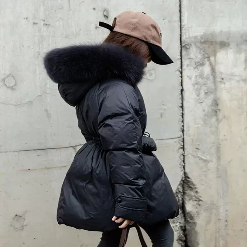 Зимнее новое детское пальто из искусственного меха лисы, Slim coat? Wait translation: original: "Winter New Girls Download Real Fox Fox Fur Children Slim Coat". This is awkward. We should produce Russian translation preserving meaning:
