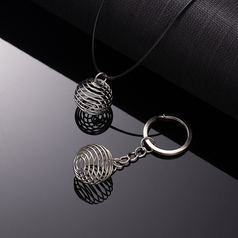 78K Personalized Spring Ball Keychain Hollow Stirring Ball Lantern Ball Necklace Accessory Keychain Accessory