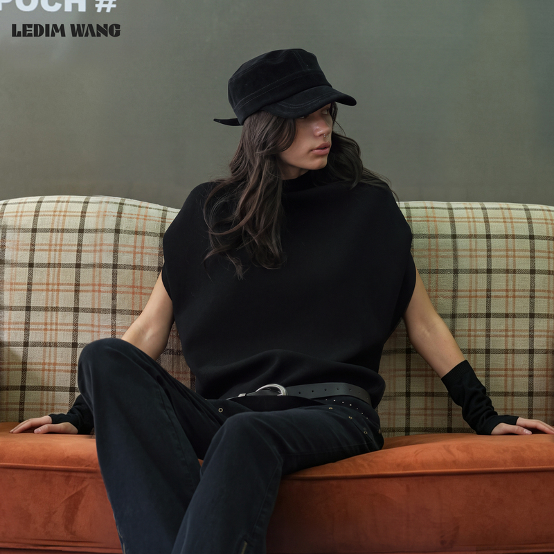 Ledim Wang Cape-Style Black Knitted Sweater for Women, Niche Design, Half-High Collar Top, New Autumn 26 Model