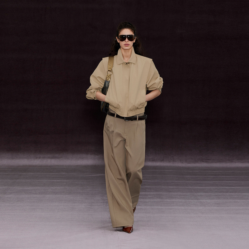 Randpickee丨Retro Series Lapel Stereo Loose-Fitting Silhouette Jacket Randpickee丨Retro Series Lapel Stereo Loose-Fitting Silhouette Jacket