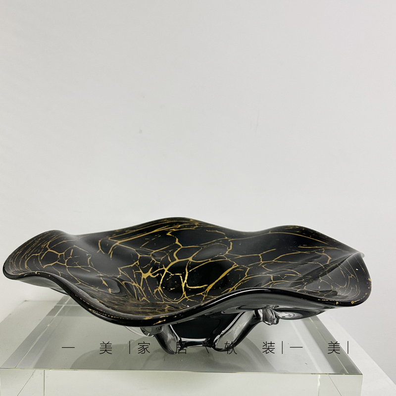 High-End Black Gold Large Glass Fruit Plate Hotel Model Room Sales Office Dining Table Countertop Decoration Light Luxury Item High-End Black Gold Large Glass Fruit Plate Hotel Model Room Sales Office Dining Table Countertop Decoration Light Luxury Item