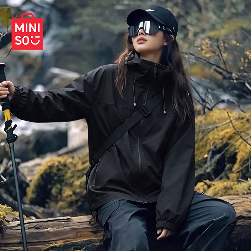 MINISO Black Softshell Jacket Women's Jacket 2026 New Autumn Women's Outdoor Windproof Top D