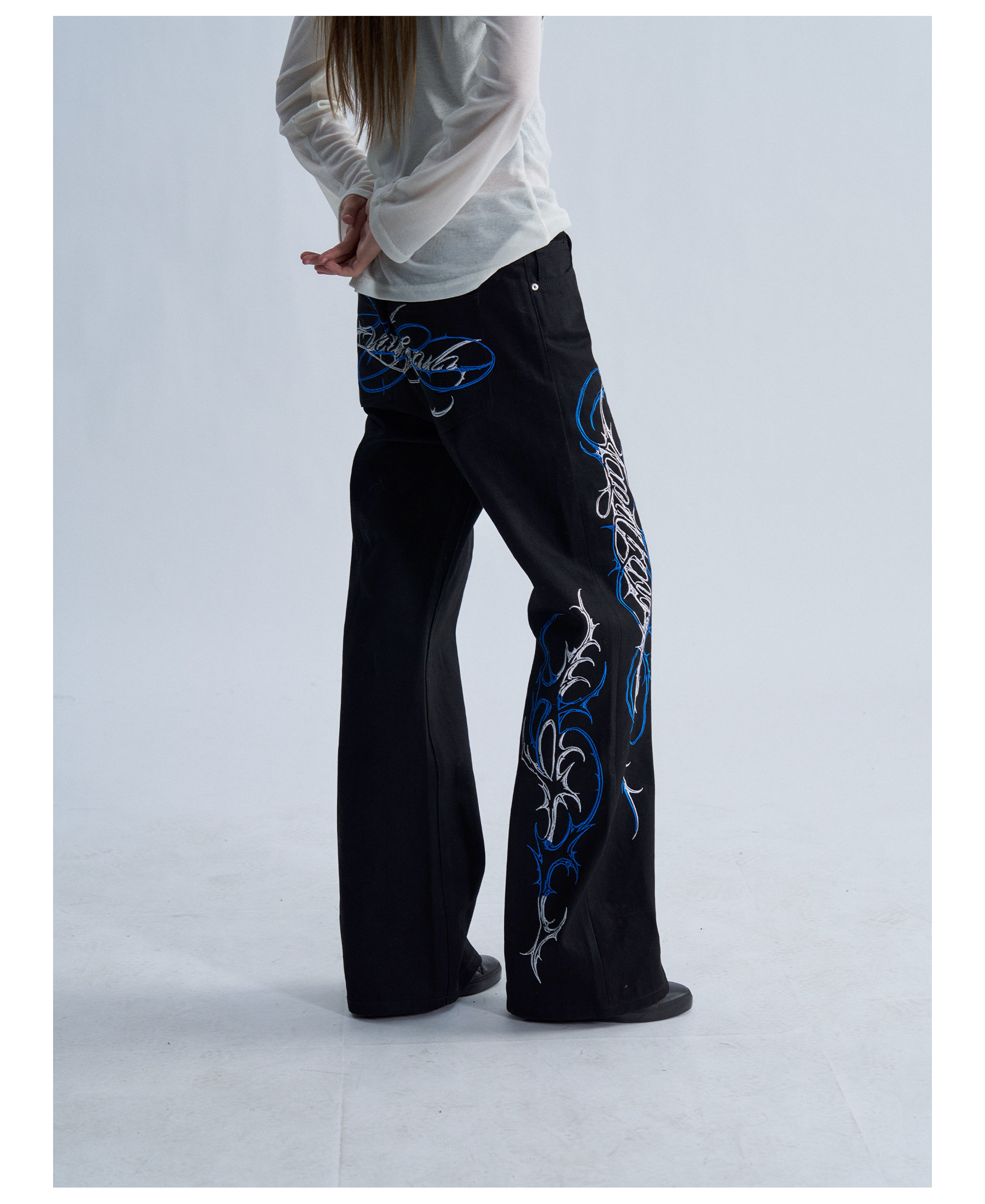 PAIKI Ice Blue Thorn Embroidered 13oz Straight-Leg Jeans
