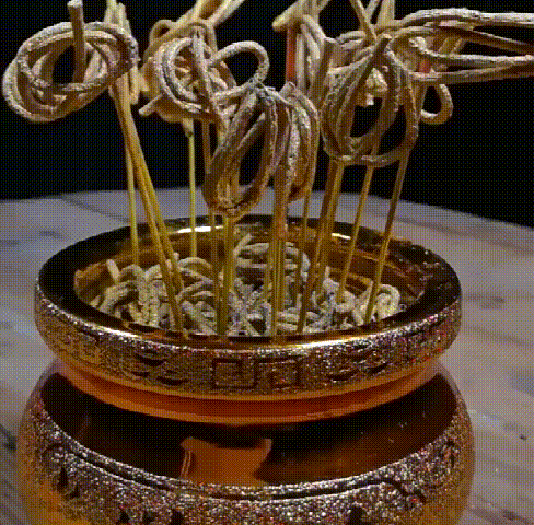 DM_20250814165728_005.gif