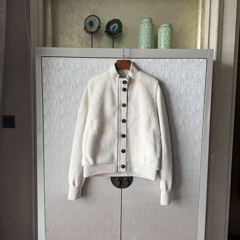 【Baroque】Sheepskin Jacket, Fashionable, Elegant, Casual, Versatile, Stand-Up Collar, Solid Color, Women's Long Sleeves 【Baroque】Sheepskin Jacket, Fashionable, Elegant, Casual, Versatile, Stand-Up Collar, Solid Color, Women's Long Sleeves