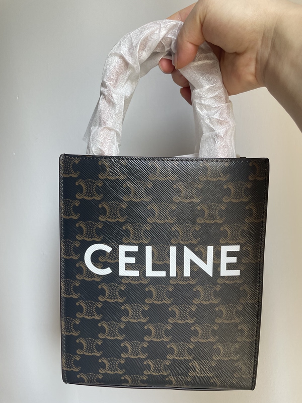2026 New High-End Arc De Triomphe Tote Bag, Single Shoulder Handbag, Genuine Leather Women's Tote with Monogram Pattern, Mobile Phone Bag, Summer Fashion 2026 New High-End Arc De Triomphe Tote Bag, Single Shoulder Handbag, Genuine Leather Women's Tote with Monogram Pattern, Mobile Phone Bag, Summer Fashion