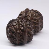 Natural wood solid walnut agarwood fitness handball massage health care ball hand spinner old man holding solid wood