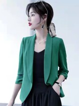 New professional casual temperament to be built in a Western suit blouse