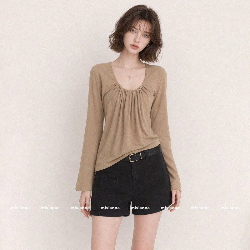 French-Style Light Mature Style U-Neck Pleated Design Long-Sleeve Women's Top, New for Autumn 2026, Slimming and Age-Reducing, Elegant Top French-Style Light Mature Style U-Neck Pleated Design Long-Sleeve Women's Top, New for Autumn 2026, Slimming and Age-Reducing, Elegant Top