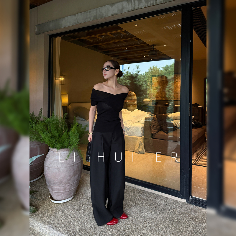 Lihuier Li Hui'Er Piano Waltz Summer Light Luxury Stretchy Black Slimming Off-Shoulder V-Neck Short-Sleeve Knit Top