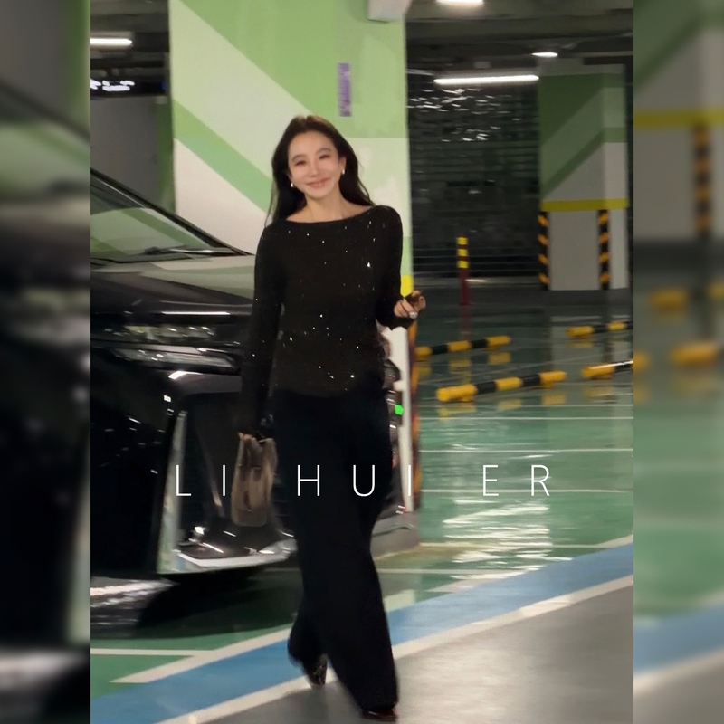 Lihuier [Star Sea Pearl] Black Fine Glitter Textured Slim-Fit Long-Sleeve Knit Sweater for Women