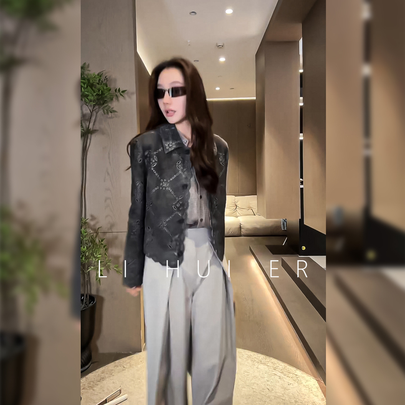 Lihuier [Chris' Reply] Sheepskin Leather Hollow Embroidery Vintage Suede Leather Jacket