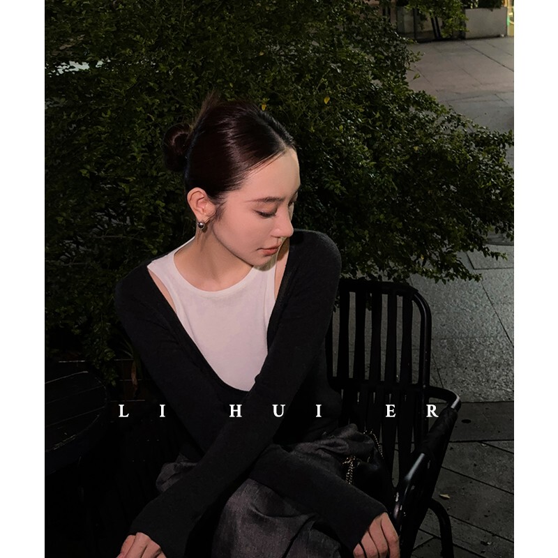 Li Hui Er [Life Collection] Versatile Minimalist Designer Fake Two-Piece Sweater Knit Top