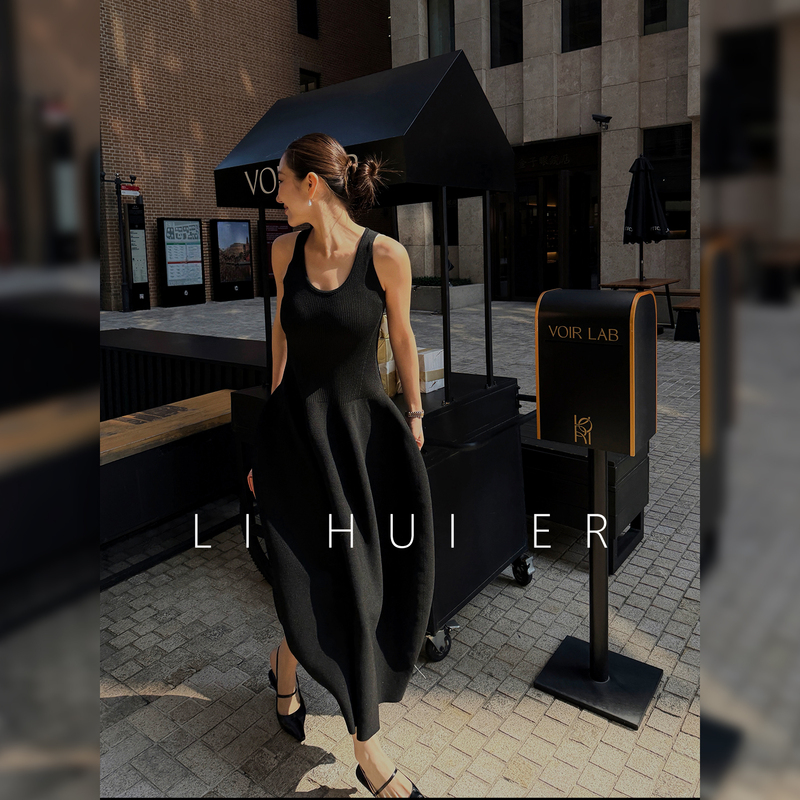 Lihuier [Hei Yu Kamen] Summer Knitted Dress for Women, High-End Slimming Sleeveless Long Dress