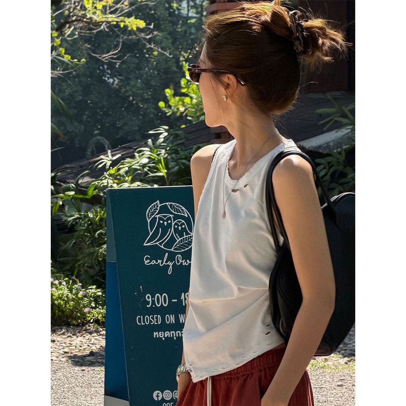Fiery Fire 【Dog Chew Vest】White Distressed Sleeveless Vest American Retro Slim Fit Layered Inner Top