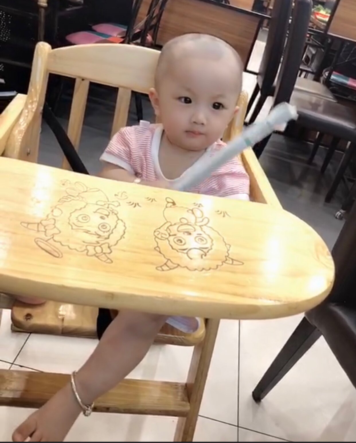 焓萱不锈钢厨餐具的LOGO