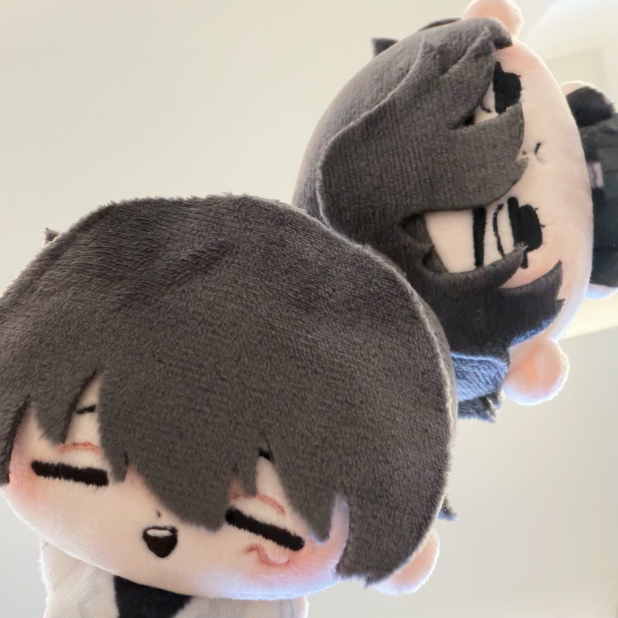Omniscient Reader's Viewpoint Kim Dokja and Yoo Joonghyuk plush doll pair detail image 4
