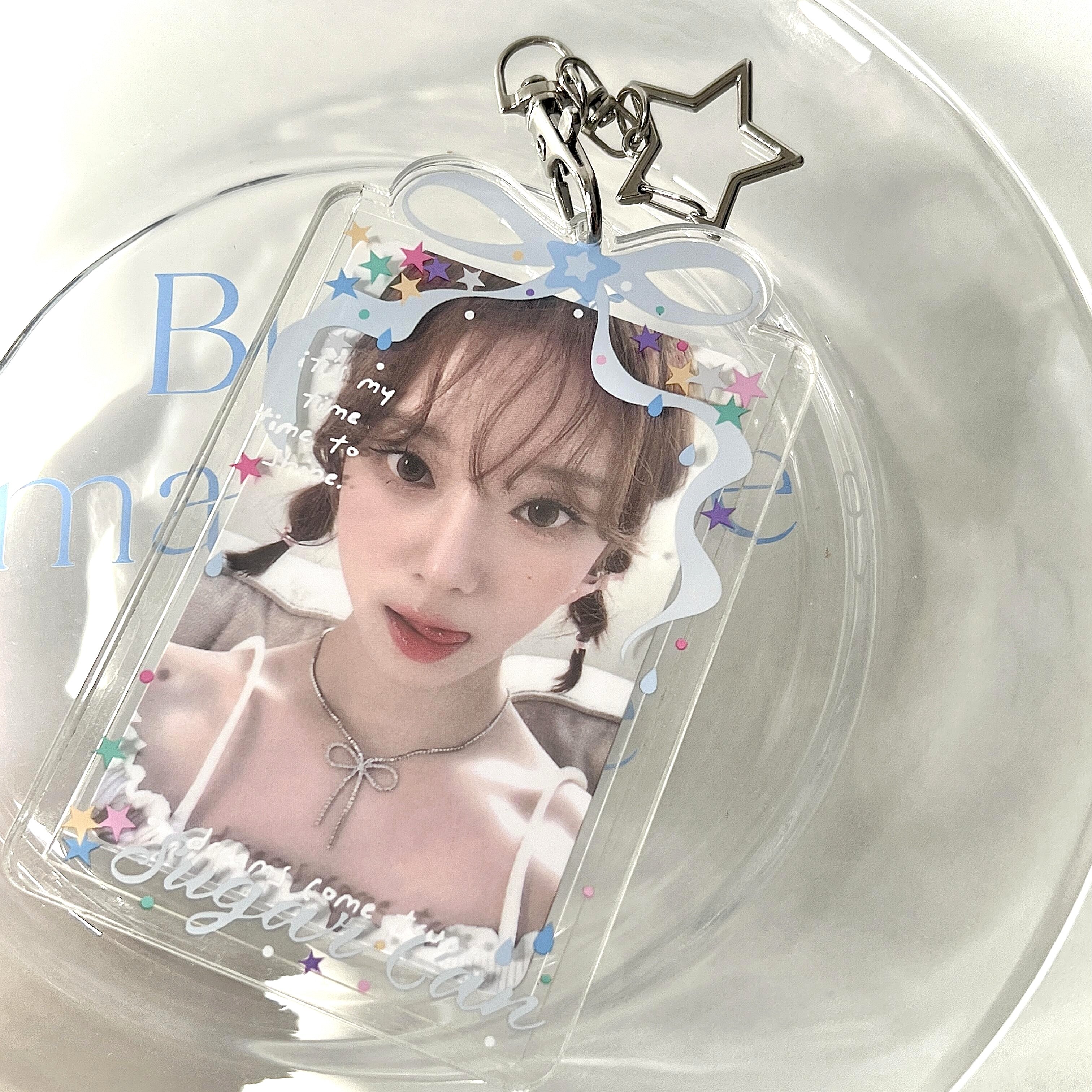 Korean-style Instagram-worthy star-patterned acrylic card holder, high-value campus meal card organizer, celebrity photocard storage and protective cover pendant.