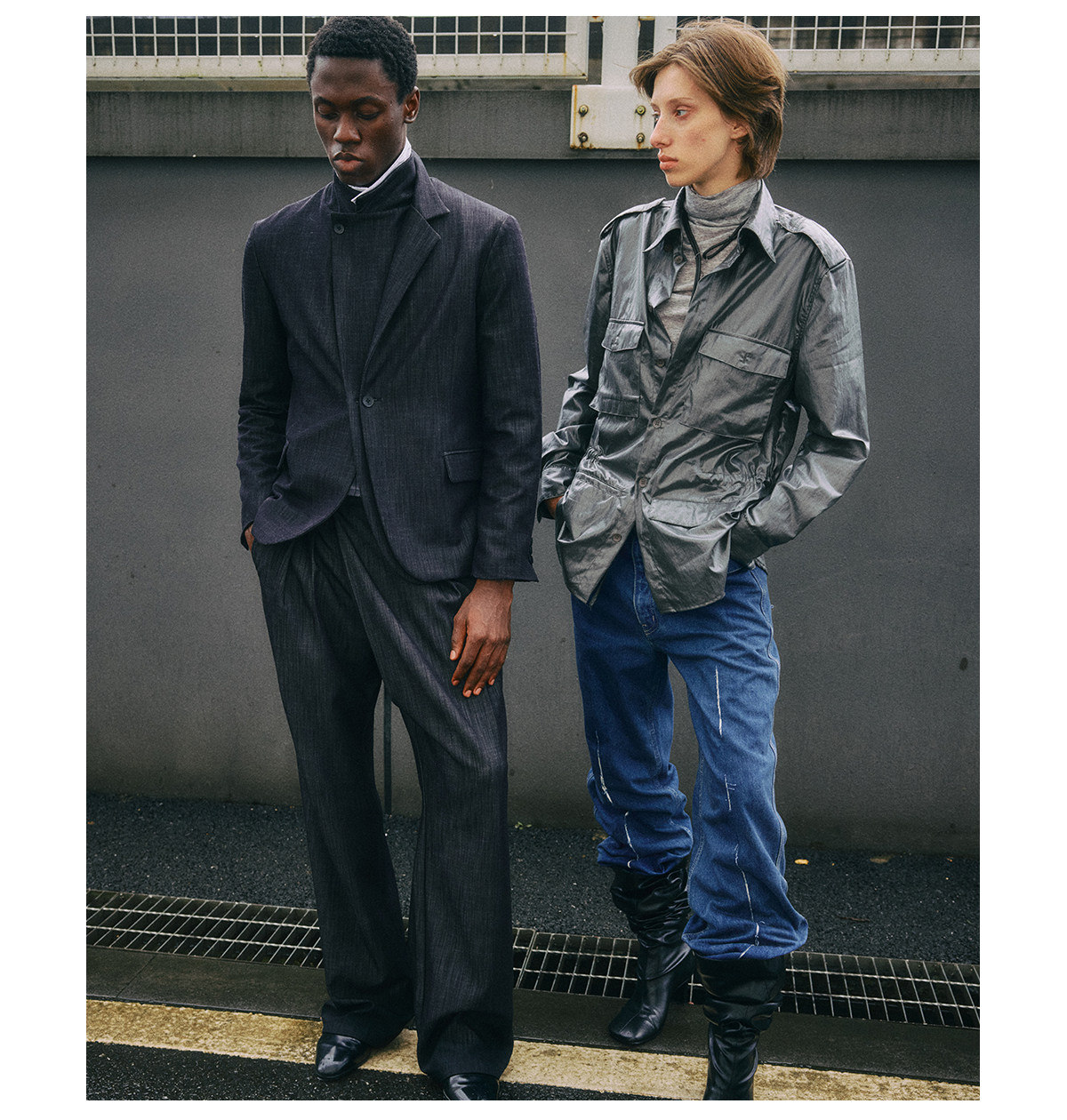 Slight Vogue Tailored Peak-Lapel Denim Blazer