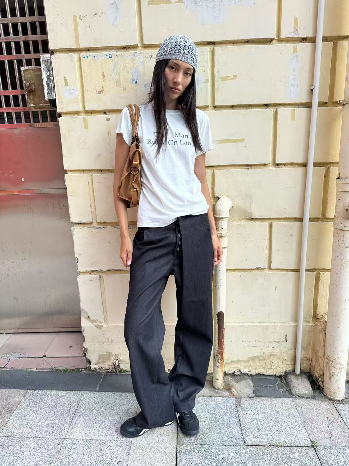 Slight vogue | unfinished black denim textured concealed waist