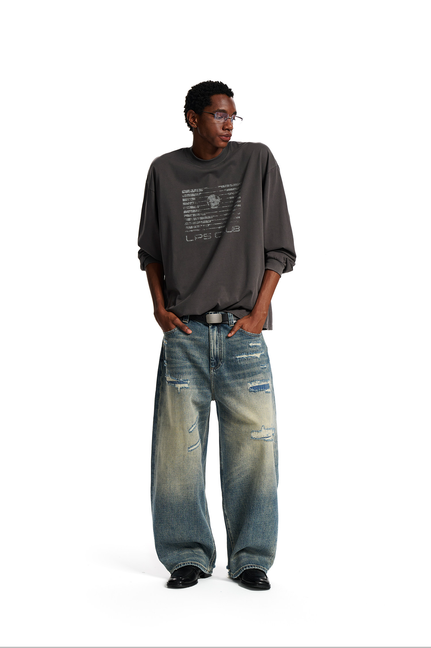 Loopsoon Gradient Washed Graphic Long-Sleeve Tee