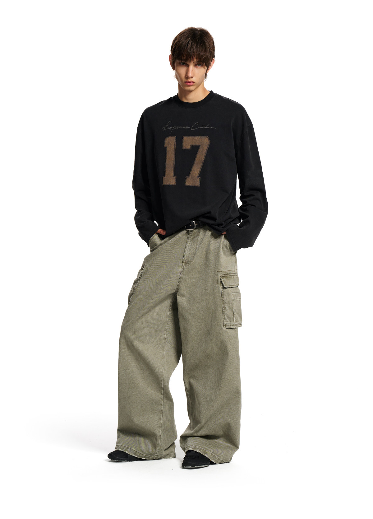 Loopsoon Number Patch Loose Long-Sleeve Tee