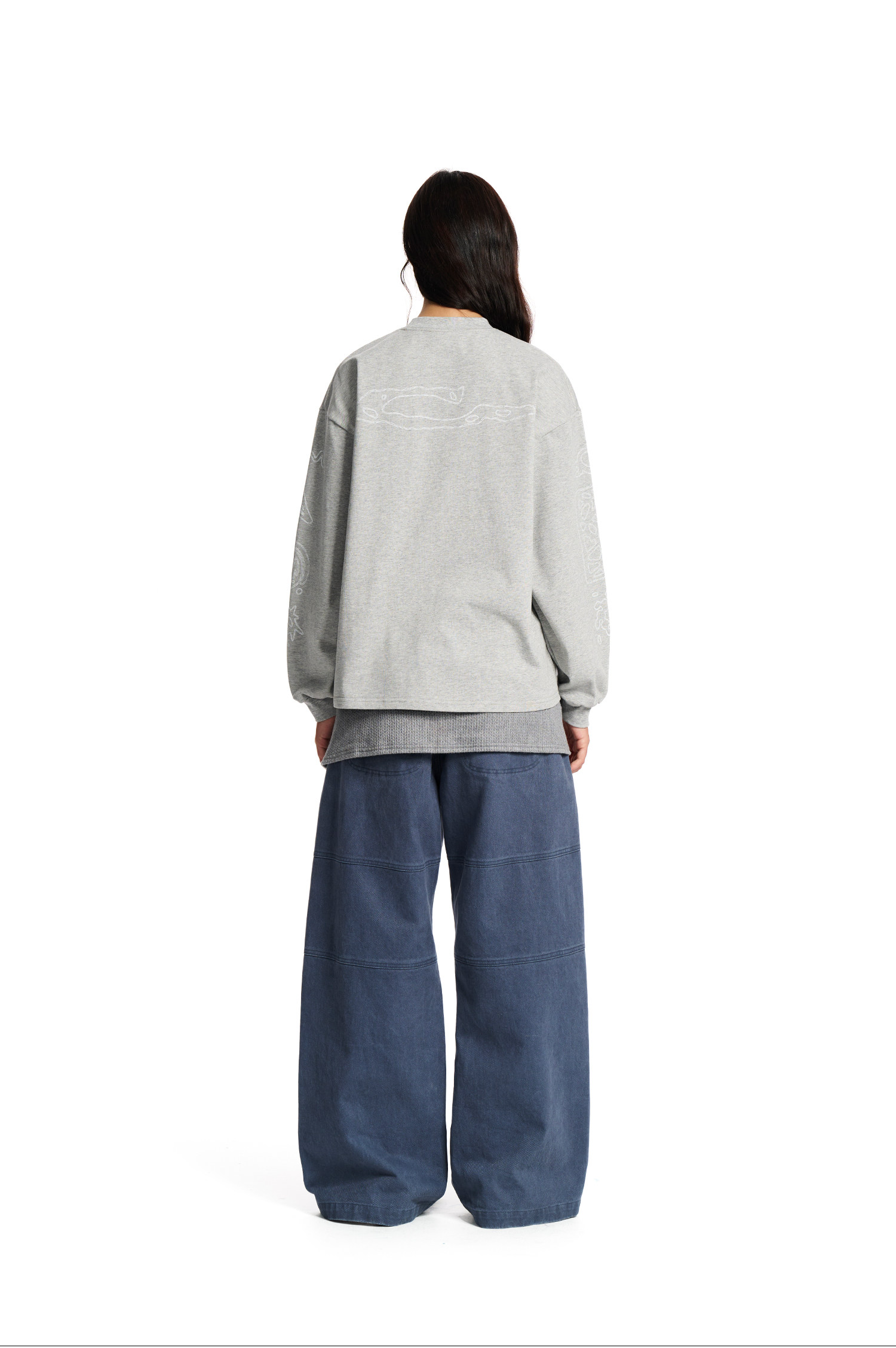 Loopsoon Letter Print Drop-Shoulder Long-Sleeve Tee