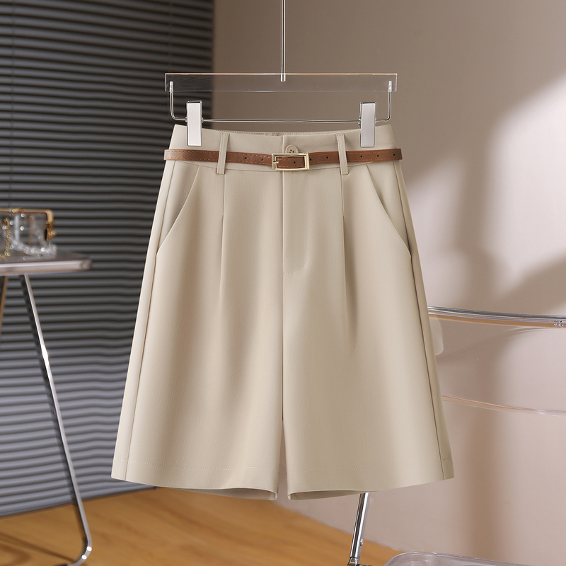 High-End Women's Suit Shorts 2026 New Summer Thin Casual Wide-Leg Five-Point Shorts for Petite Women, Straight-Leg Mid-Length Pants for Commuting High-End Women's Suit Shorts 2026 New Summer Thin Casual Wide-Leg Five-Point Shorts for Petite Women, Straight-Leg Mid-Length Pants for Commuting