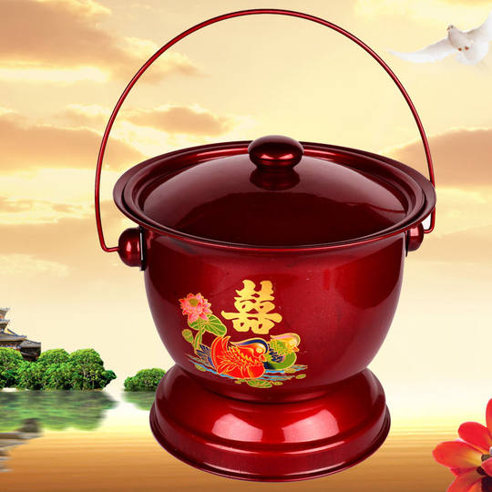 婚庆用品铁痰盂子孙桶红色高脚痰盂红色搪瓷带盖夜壶尿壶结婚陪嫁