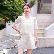 Fashion Suit 2024 Summer New Womens Heavy Industry Three-dimensional Butterfly Short Jacket and Shorts Two-piece Set YJ9819