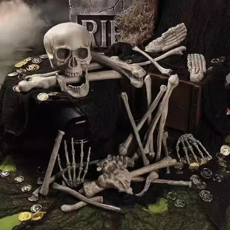 ハロウィーンの飾り散らばった骨ホラースケルトン骨シミュレーション頭蓋骨人間の骨お化け屋敷秘密の部屋のレイアウト小道具