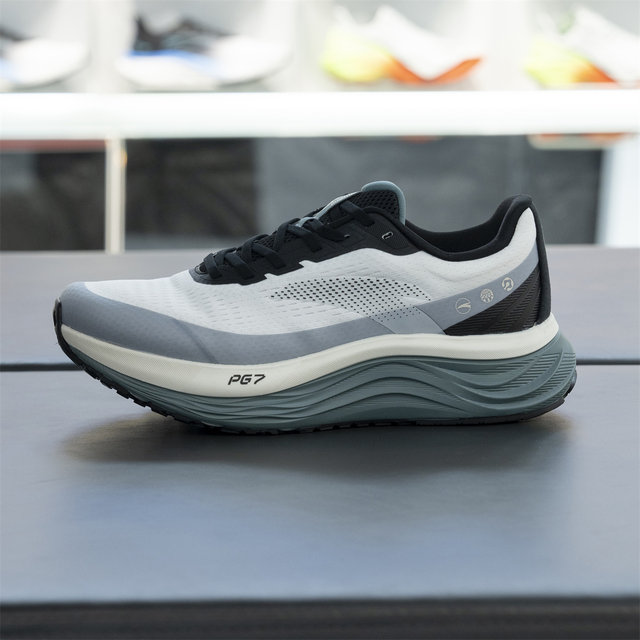 ANTA Lvbu v2丨PG7 professional shock-absorbing men's running shoes spring new jogging sports shoes 112615545