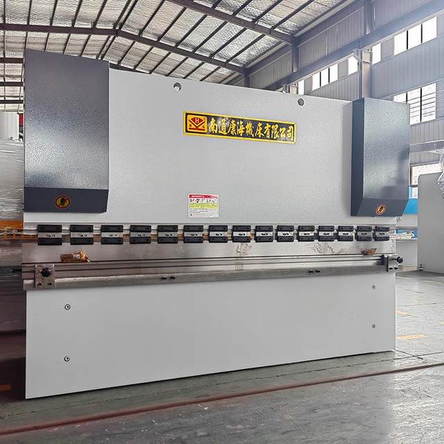 Steel Plate CNC Bending Machine Fully Automatic Hydraulic Folding Machine WC67K-125/200 Torsion Axis CNC Bending Machine