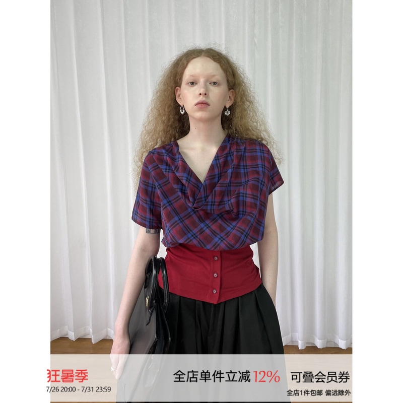 Loosesmell Loose-Fitting Purple and Red Plaid Turn-Down Collar Short-Sleeved Shirt for Women, Versatile for Summer, Slimming and Waist-Cinching Top Loosesmell Loose-Fitting Purple and Red Plaid Turn-Down Collar Short-Sleeved Shirt for Women, Versatile for Summer, Slimming and Waist-Cinching Top