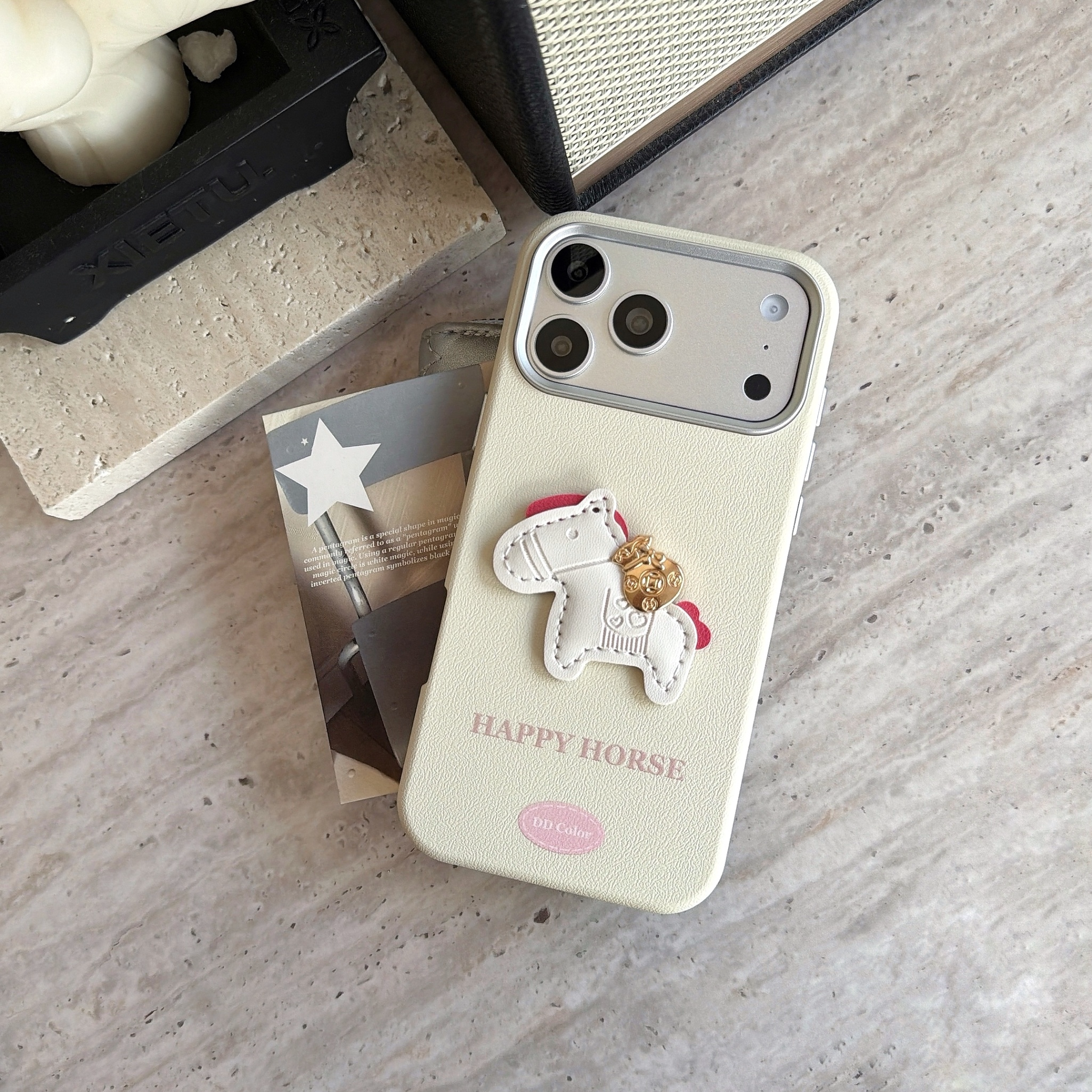 iPhone手机壳如何选择?COCO家皮质小粉马手机壳怎么样?-手机镜头保护贴-淘宝百科网