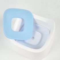 Waterproof Dog Bowl Pet Floating Bowl Splash-proof Design