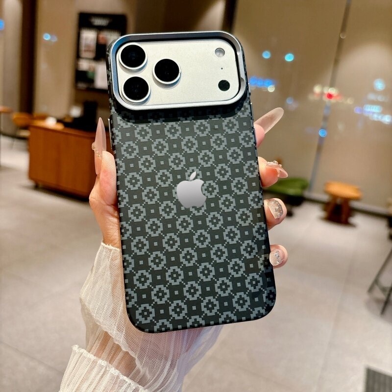 Sf Express Suitable for Apple 17Pro Phone Case, High-End Fashionable Kevlar Plaid Full-Cover Design with Built-In Magnetic Attraction, iPhone 16 Pro Max Luxury Style for Men and Women, Personalized 15Pm Ultra-Thin Anti-Drop Protective Case