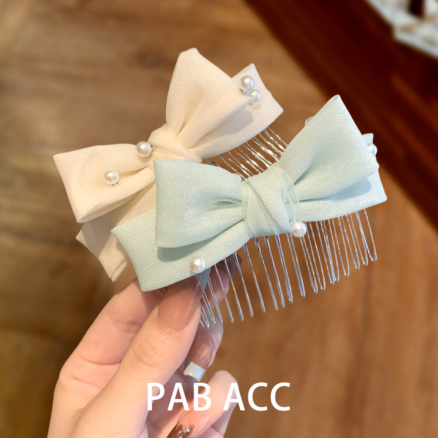 Korean style sweet pearl bow mesh hair comb, back of head comb, fresh and neat hair accessory.