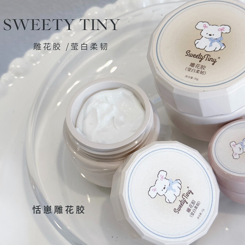 Sweetytiny White High-Saturation Toughness Carving Glue Is Highly Stretchable, Non-Sticky and Durable Sweetytiny White High-Saturation Toughness Carving Glue Is Highly Stretchable, Non-Sticky and Durable